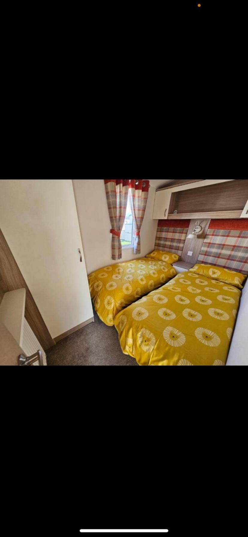Caravan Chestnut Aparthotel Meliden Exterior foto